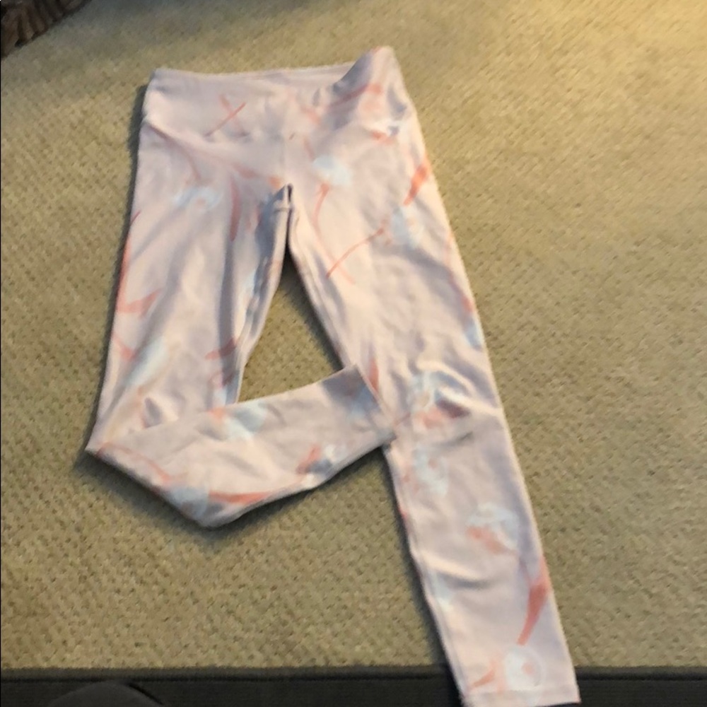 Fabletics leggings - Picture 2 of 5
